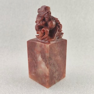 A Piece of Red Stone Dragon Stamp Chinese Seal Stamp Customized Chinese Name Signature Custom Chop Hanko Carving E749