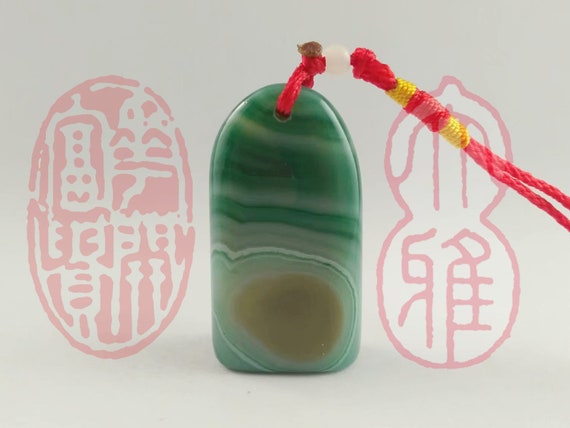 A Piece of Agate Seal Oval Shape Chinese Seal Stamp Keychain Necklace Pendant Chop Custom Chinese Name Carving Hanko E816