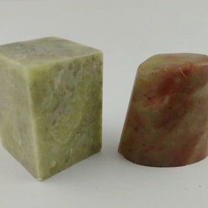 Two Pieces of Chinese Seal Square and Oval Shape Custom Stone Stamp Carve Name Chop for Calligraphy and Painting E007