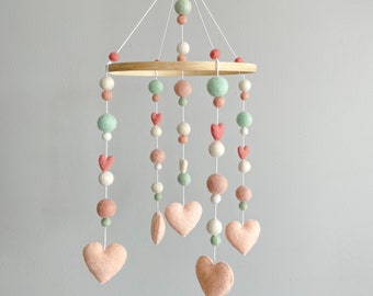 Heart baby mobile/Pink heart mobile/Decor with felt hearts/Mobile with felt hearts/Minimalist mobile/Mobile with balls/Felt balls mobile