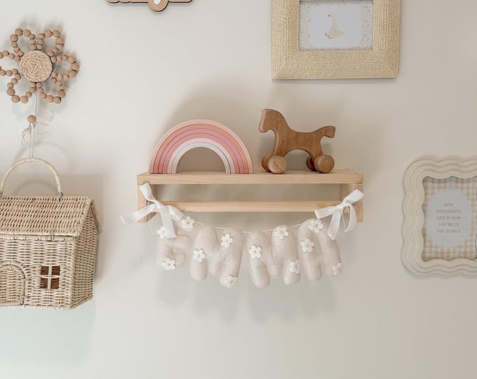 Custom Felt Flower Name Banner: Nursery Garland with Bows