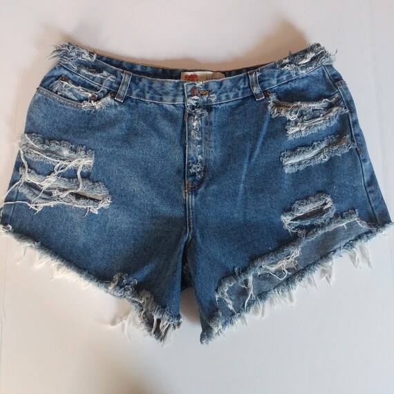 women's plus size cut off shorts