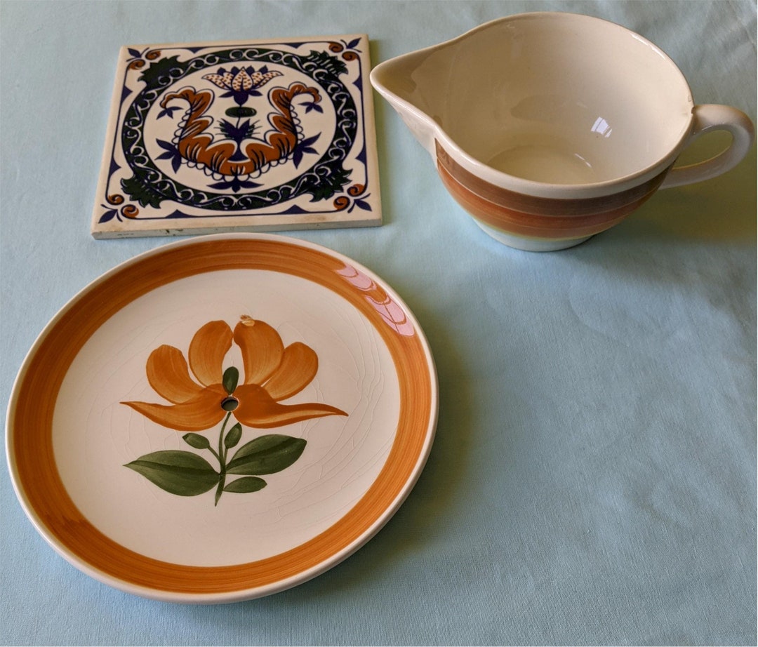3 Items From the French Gien Faïencerie Ceramic Pottery Factory - a ...