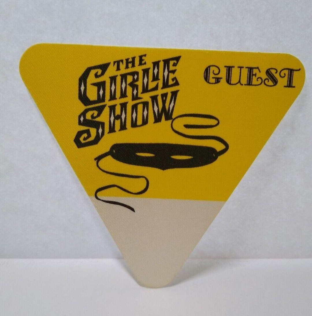 Madonna the Girlie Show Vintage 1993 Cloth Backstage Pass Madonna the Girlie Show Vintage 1993 Cloth Backstage Pass