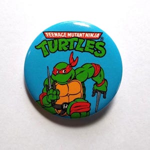 Teenage Mutant Ninja Turtles Raphael Vintage Button-Up Pinback Badge Pin TNMT