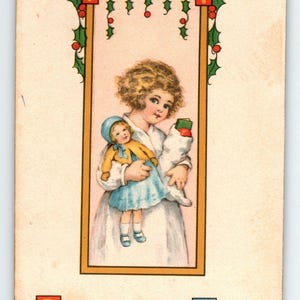 Weihnachtspostkarte Mädchen hält Puppe und Strumpf Vintage Grüße Serie 1035