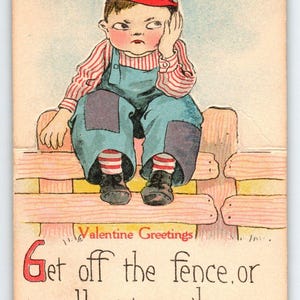 Carte postale Saint Valentin dépliante découpée, série 397 Barton & Spooner Boy on Fence