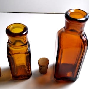 2 Antique Poison Or Medicine Bottles Brown Amber Glass One Textured Diamond Base
