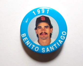 Benito Santiago San Diego Padres 1991 Baseball Pin Badge Button Pinback Vintage Vintage