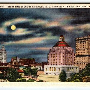 Carte postale en lin Scène nocturne d'Asheville en Caroline du Nord Cadeau unique Hôtel de ville NC inutilisé