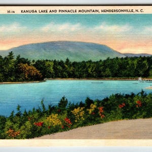 Carte postale Kanuga Lake Pinnacle Mountain Hendersonville Caroline du Nord Linge de maison NC Cadeau unique