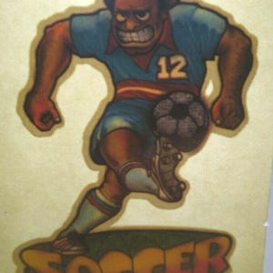 サッカー スクリーミン グリーミン グリッター アイロン接着デカール ドンラス レトロ ヴィンテージ オリジナル #1 ユニークなギフト