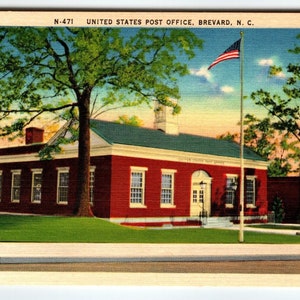 US Post Office Building Brevard North Carolina Carte postale en lin NC cadeau unique vintage inutilisé
