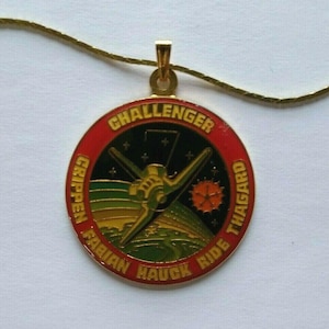 Space Shuttle Challenger Cloisonne Medallion Necklace Vintage NOS Nasa Pendant Unique Gift