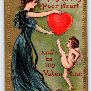 Carte postale vintage des années 1910 - Scène de Cupidon Art déco en relief - Bordure dorée