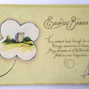 Carte postale de la Saint-Patrick Erin Go Bragh Castle Harp Shamrock Greetings STP57 Cadeau unique