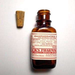 Amber Poison Medicine Bottle Macks Skull And Crossbones Pharmacist Label Vintage