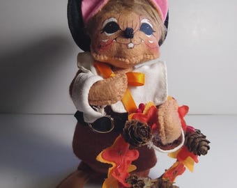 Annalee Dressed Pilgrim Mouse Figurine Fall Thanksgiving 6in Pinecone Wreath