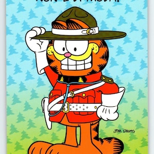 Carte postale Garfield Italie Chat tigré orange en uniforme Jim Davis 1978