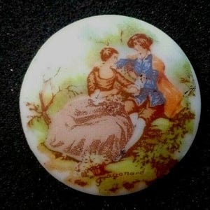 Jean Honore Fragonard Glass Cameo 35mm German 1950s Couple In Garden Unmounted Unique Gift