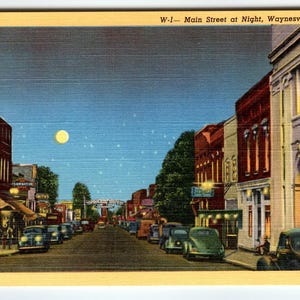 Carte postale vintage Waynesville NC Main Street at Night Vieilles voitures Curt Teich