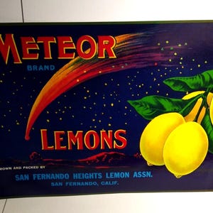 Meteor Brand Lemons Fruit Crate Label Space Age Comet Art Original Vintage 1930s