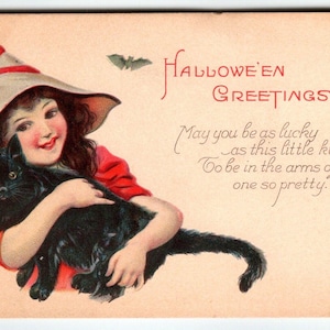Halloween Postkarte Hexe Mädchen hält schwarze Katze Fledermaus 1238 Stecher Vintage Antik