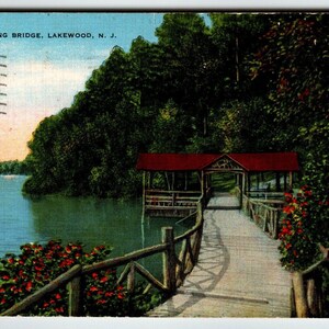 Carte postale The Kissing Bridge Lakewood New Jersey lin 1948 Lake Covered Walkway Cadeau unique