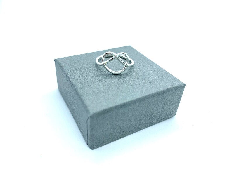 Sterling silver love knot ring infinity ring silver heart ring Celtic knot ring friendship ring dainty silver ring