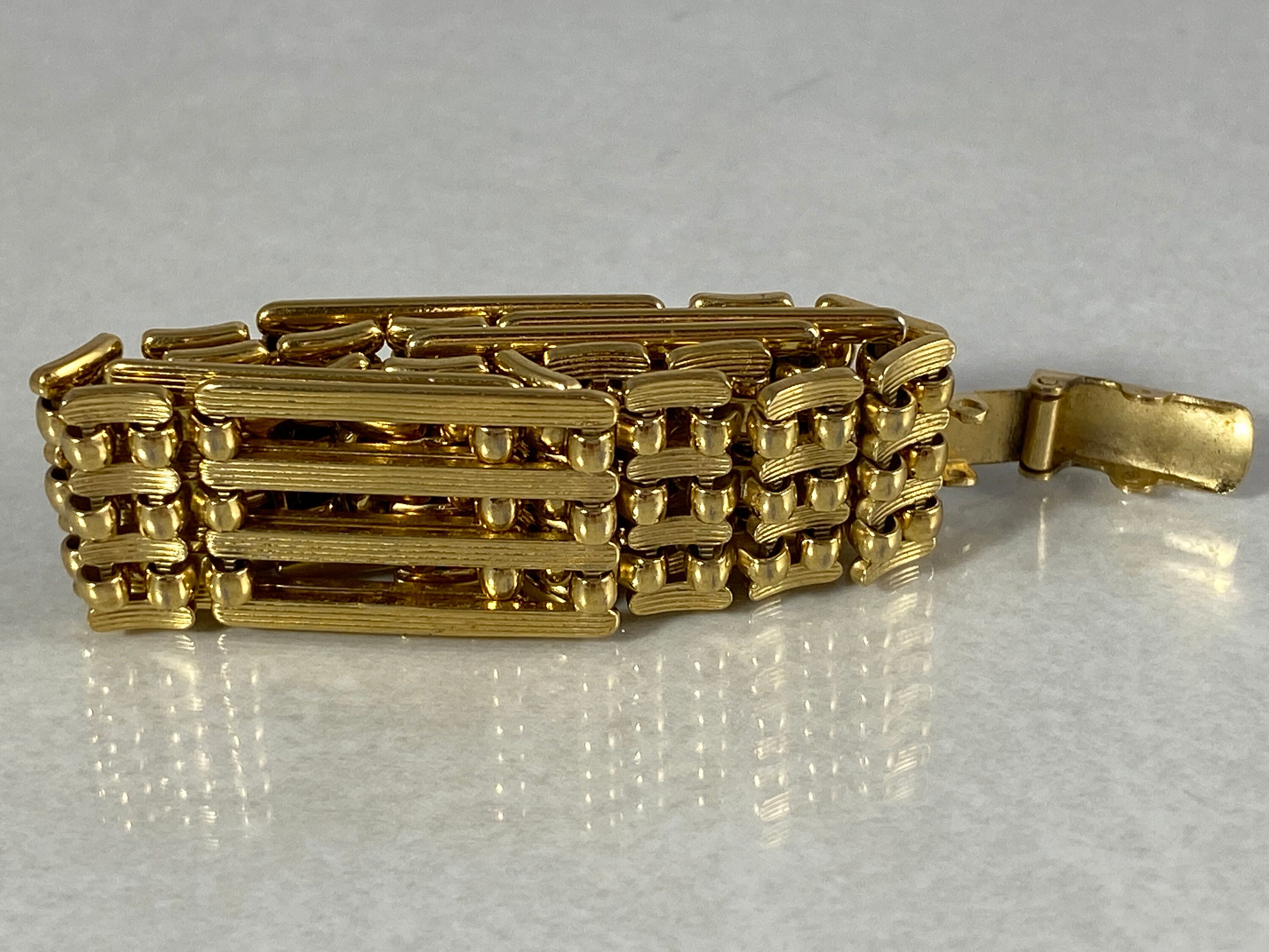 Flat link gold bracelet Clearance