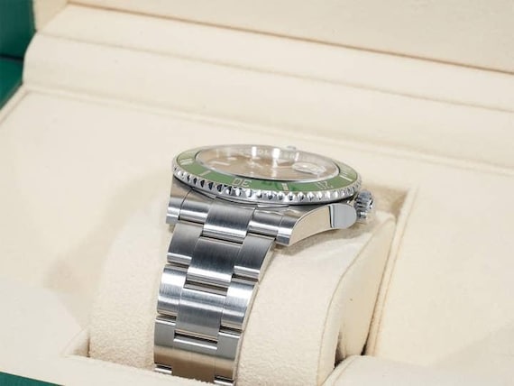 Rolex Submariner Date  Reference 126610LVUsed - image 5