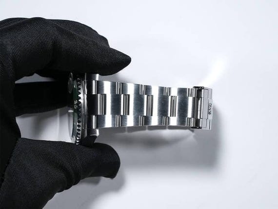 Rolex Submariner Date  Reference 126610LVUsed - image 8