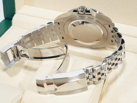 Rolex GMT-Master II  Reference 126710BLNRUsed - image 5