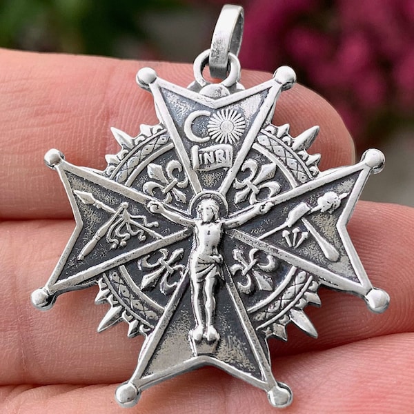 Maltese Cross Jesus Christ Medal , Notre-Dame-de-Liesse, 925 Sterling Silver, French Professional entreprise