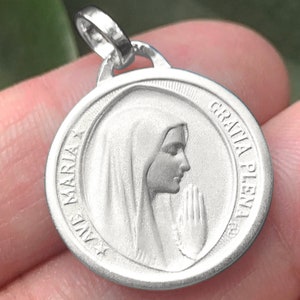 Medaille van Maria &quot;AVE MARIA&quot; de verschijningen in Lourdes, Sterling Zilver Heilige Maagd Kleine Heilige Maagd Maria Medaille 925 Sterling Zilver