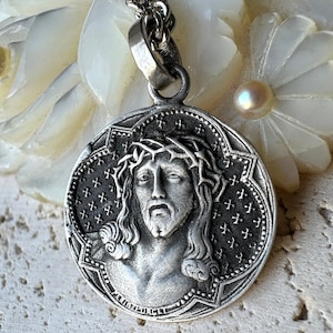 Jesus medal Crown, The passion of Christ 925 Sterling Silver, French Professional entreprise