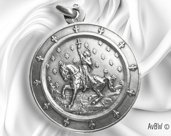 Pendentif de Jeanne d'Arc - Médaille Equestre en argent massif - Style antique français -  bijou de haute qualité - cadeau - foi chrétienne