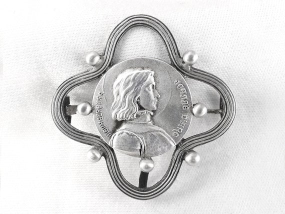 Broche Antique Art Nouveau Jeanne D'Arc En Argent Massif - Occasion Bon état
