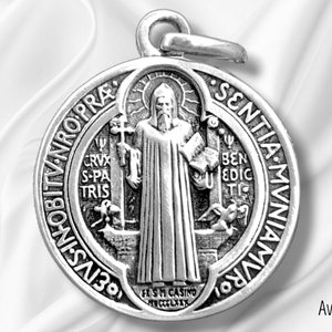 Große Medaille des Heiligen Benedikt aus massivem Silber, 30 x 25 mm, Symbol des göttlichen Schutzes des Glaubens, religiöser Schmuck, handgefertigtes Jugendstil-Design