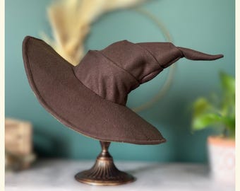 Brown Witch Hat – Alchemist Forest Elf Wizard Hat – Pointy Fleece Mage Hat for Adults & Kids – LARP, Ren Faire, Cosplay, Halloween Costume