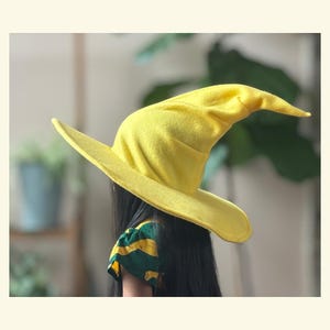 Yellow Witch Hat – Alchemist Forest Elf Wizard Hat – Pointy Fleece Mage Hat for Adults & Kids – LARP, Ren Faire, Cosplay, Halloween Costume