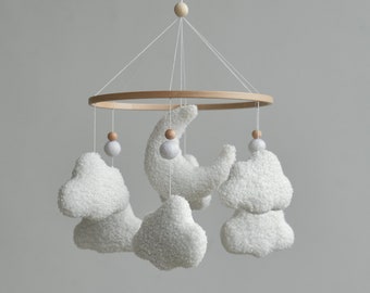 Mobile nuage bouclé, mobile pour chambre de bébé neutre, mobile pour lit de bébé nuage, cadeau de baby shower, mobile pour berceau, mobile à suspendre, décoration nuage pour chambre de bébé