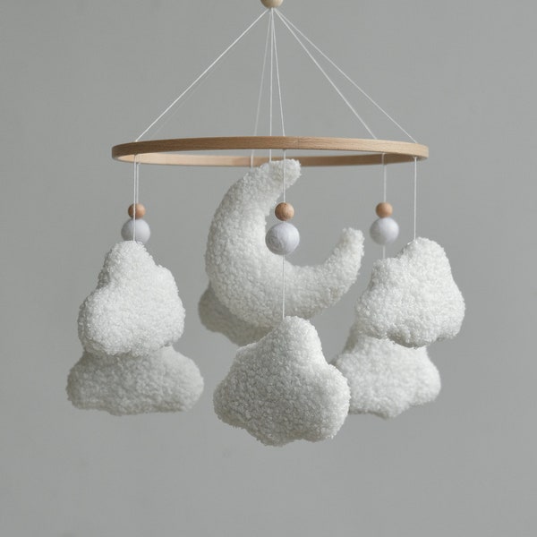 Móvil de cuna de bebé en la nube Boucle, Móvil de bebé neutro, Decoración de guardería en la nube, Regalo de baby shower, Móvil de cuna, Móvil colgante, Móvil de bebé Boho