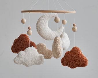 Mobile nuage pour lit de bébé, mobile neutre pour chambre de bébé, décoration nuage pour chambre de bébé, cadeau de baby shower, petit mobile pour chambre de bébé, mobile à suspendre, nuages bouclés