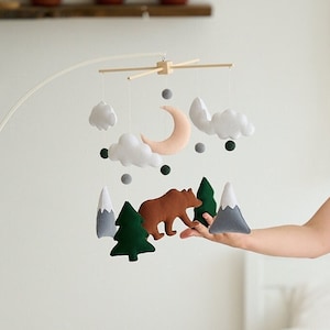 Baby forest mobile, Woodland nursery mobile, Mountain neutral crib mobile, Bear woodland baby mobile, Hanging mobile, Baby shower gift