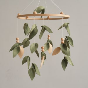 Forest crib mobile, Leaf baby mobile, Minimalist baby crib mobile, Green floral nursery mobile, Hanging mobile, Baby shower gift 画像 5