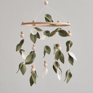 Blommigt blad babymobil, grön barnkammardekor, bohemisk babyshowerpresent bild 8