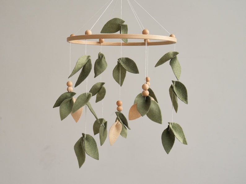 Forest crib mobile, Leaf baby mobile, Minimalist baby crib mobile, Green floral nursery mobile, Hanging mobile, Baby shower gift 画像 6