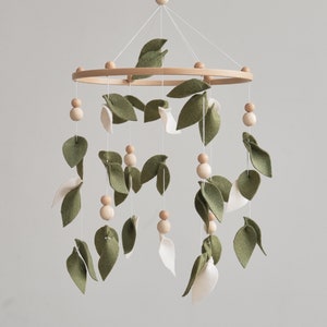 Móvil de bosque para bebés, Móvil de cuna de hoja, Móvil de guardería floral verde, Móvil de bebé Boho, Móvil colgante, Móvil verde, Regalo de baby shower imagen 5