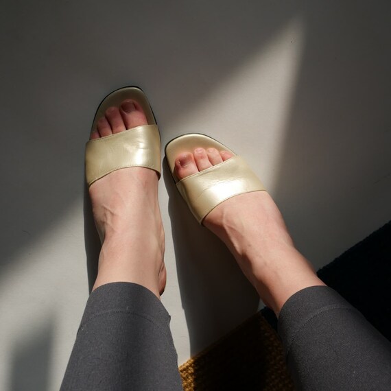 y2k gold metallic leather slides low heel by bebe… - image 4